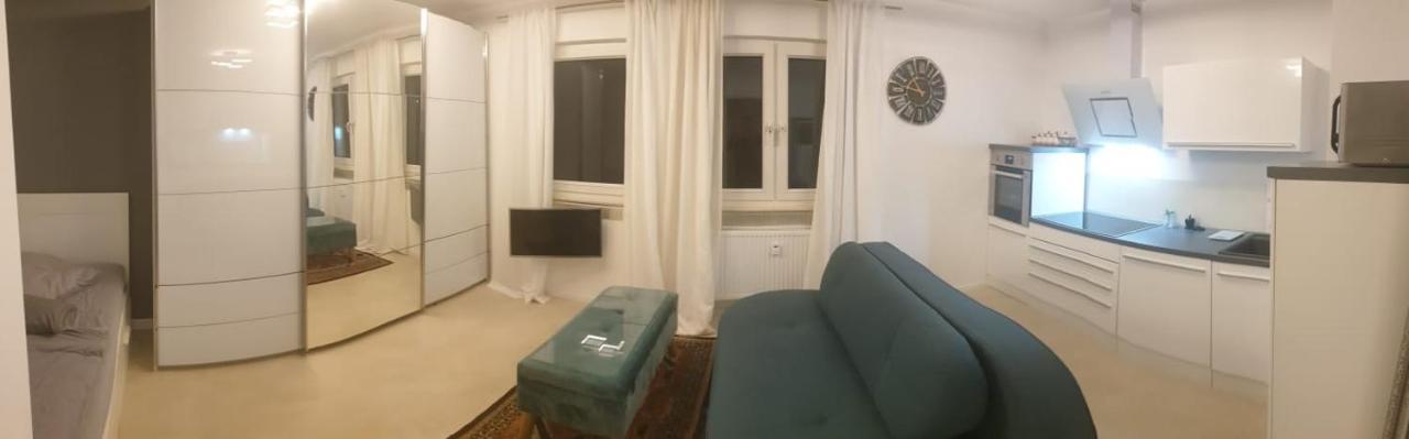 Mit Schöner, Moderner Einrichtung * Köln